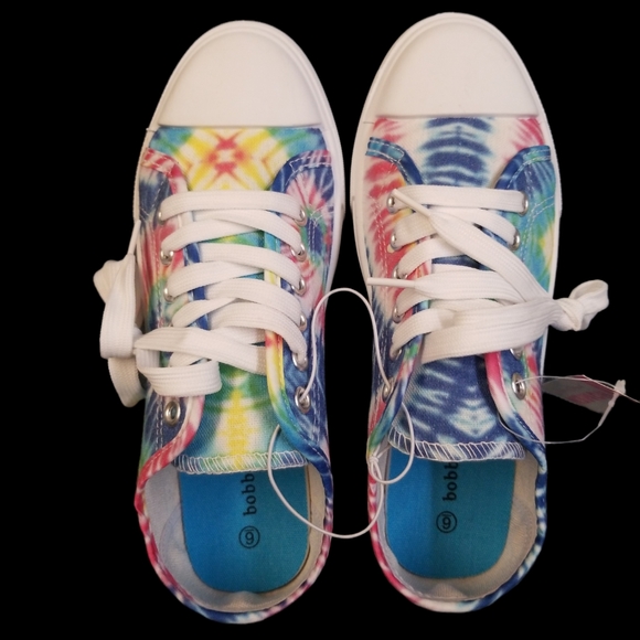 Tie-dyed Bobbie Brooks Canvas Shoes - Picture 3 of 6